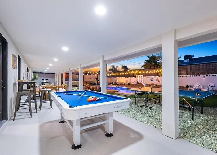 Havasu Fun Pool Pooltable Kingbed *